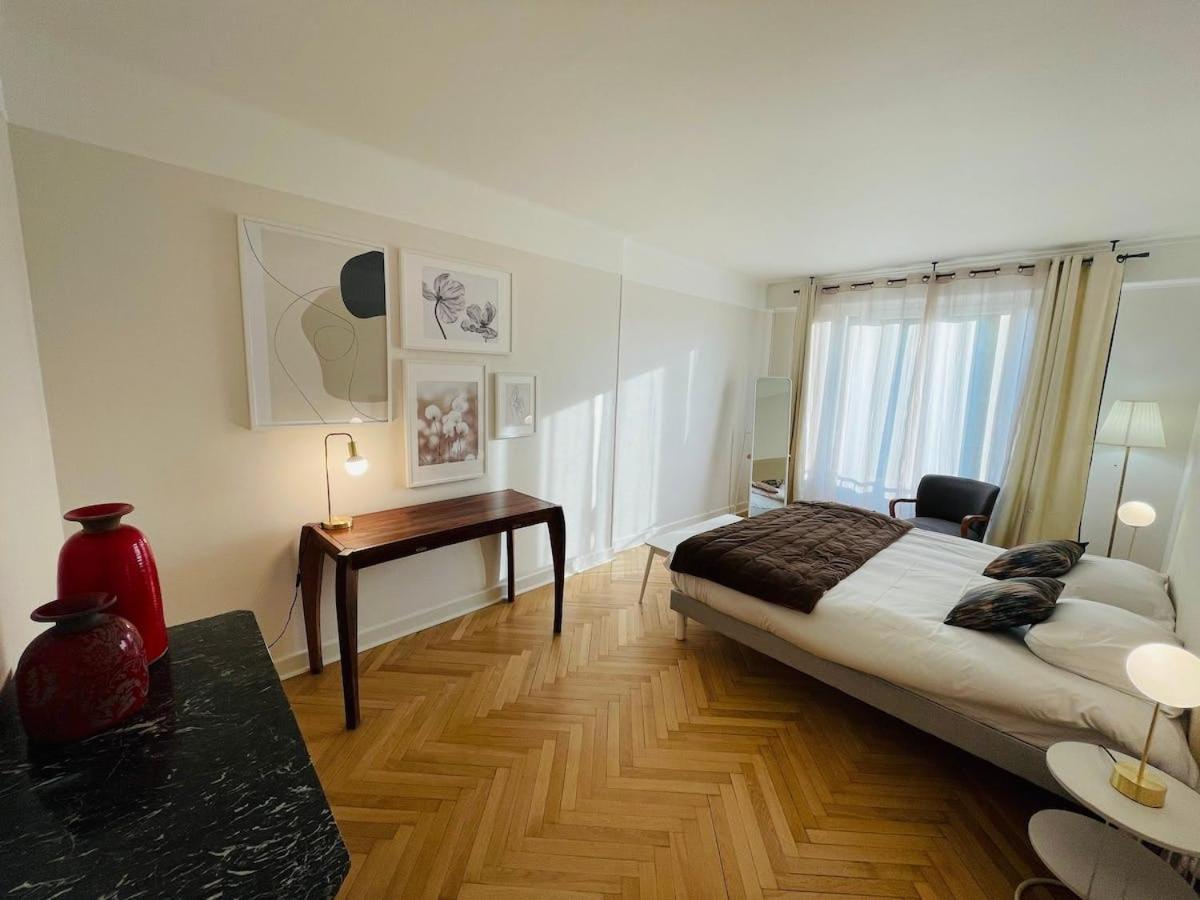 Lappart Den Face Hyper-Centreprestigieux Apartment Reims Bagian luar foto